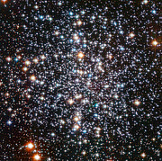 De centrala delarna av Messier 4 i en bild från NASA/ESA:s Hubbleteleskop
