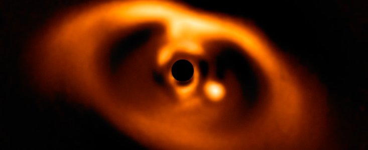 SPHERE-billede af den nyfødte planet PDS 70b