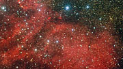 Schwenk über die Himmelsregion des Sternhaufens NGC 6604